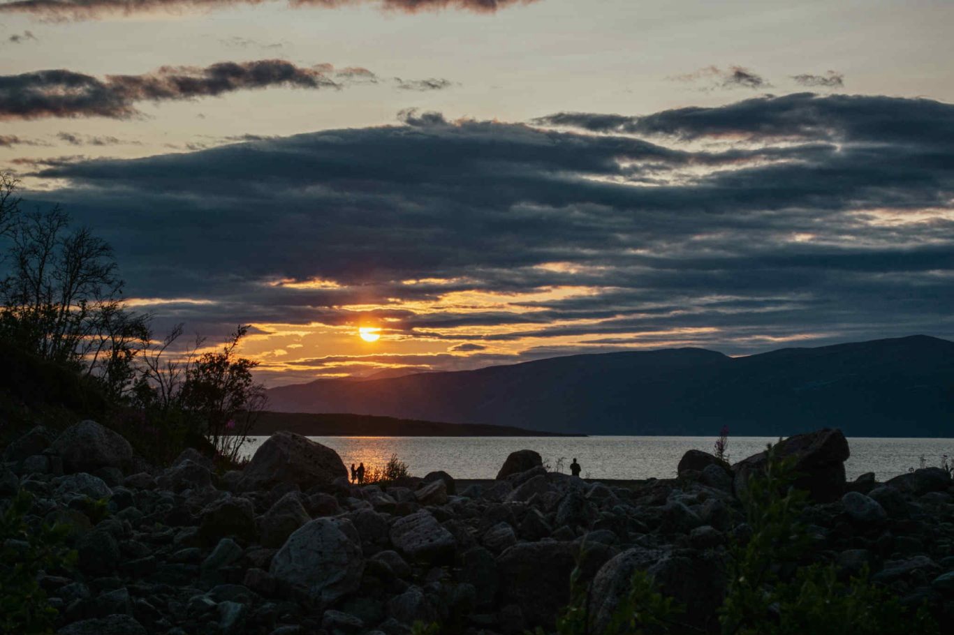 Pessisjåkka, Midnattssolen, Kl. 00:11